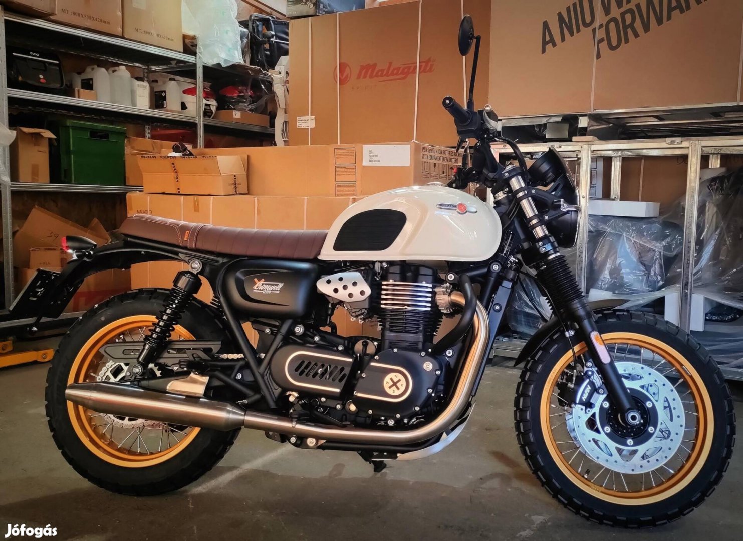 Brixton Cromwell 1200X scrambler