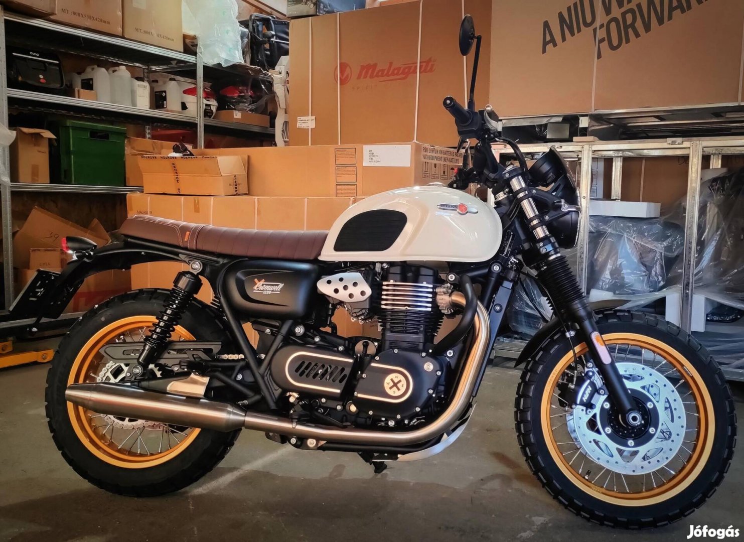 Brixton Cromwell 1200X scrambler
