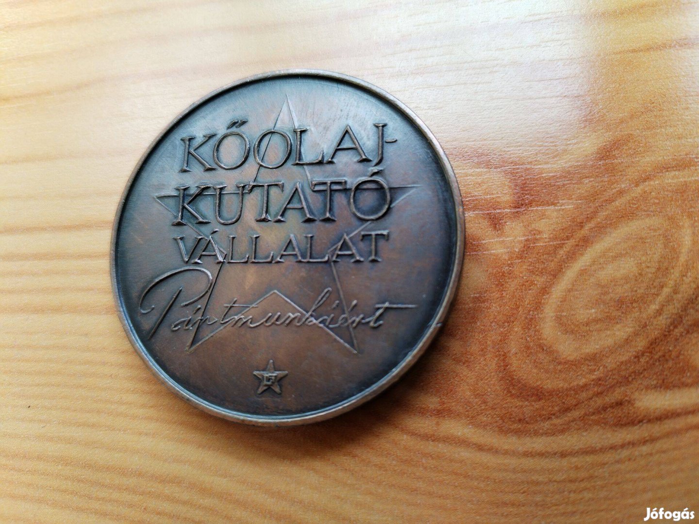 Bronz emlékérem Kőolaj Kutató Válalat