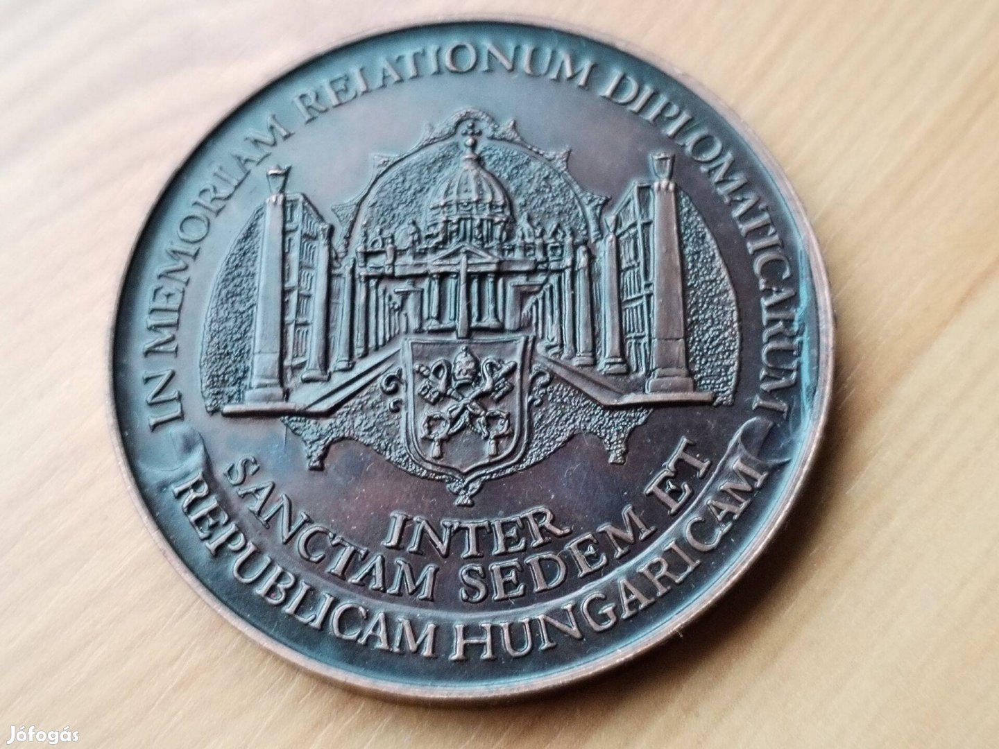 Bronz emlékérem Vatikáni Diplomáciai Kapcsolatok