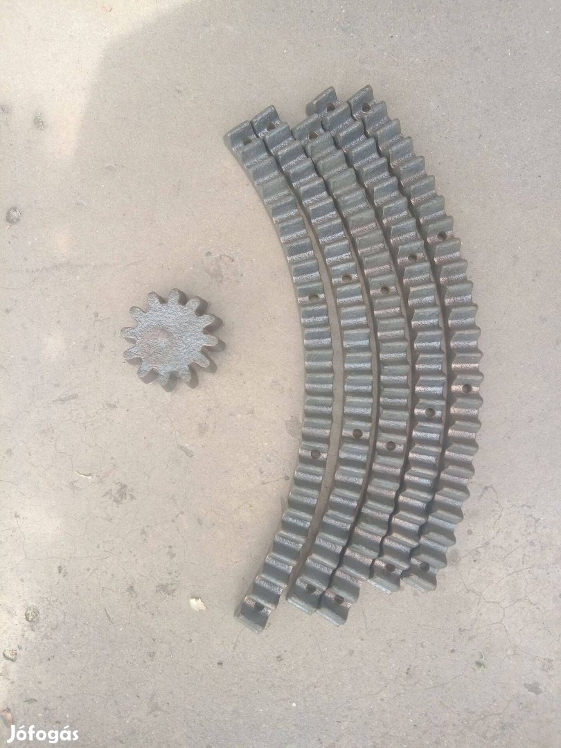 Bronz fogaskoszorú (Betonkeverőhöz) Z=120, z=12