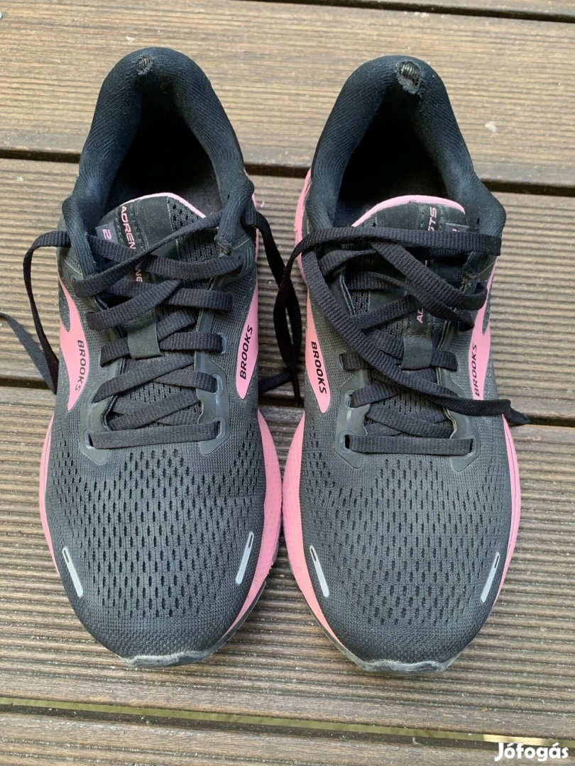 Brooks Adrealine GTS 22 sportcipő 39