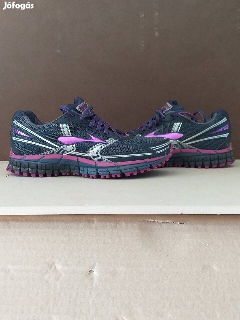 Brooks Adrenaline Gtx női cipő 40-es