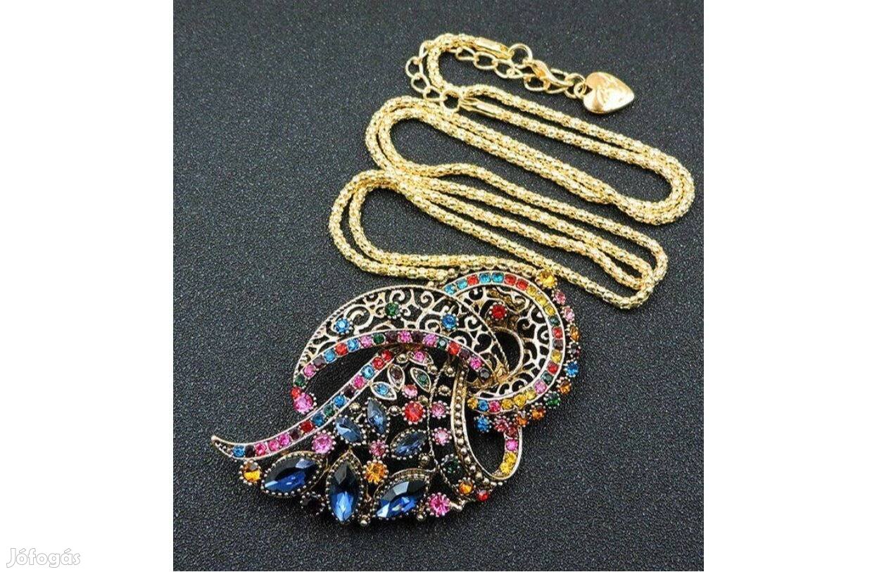 Bross, kitűző BNY25 - óarany színű strasszköves medál