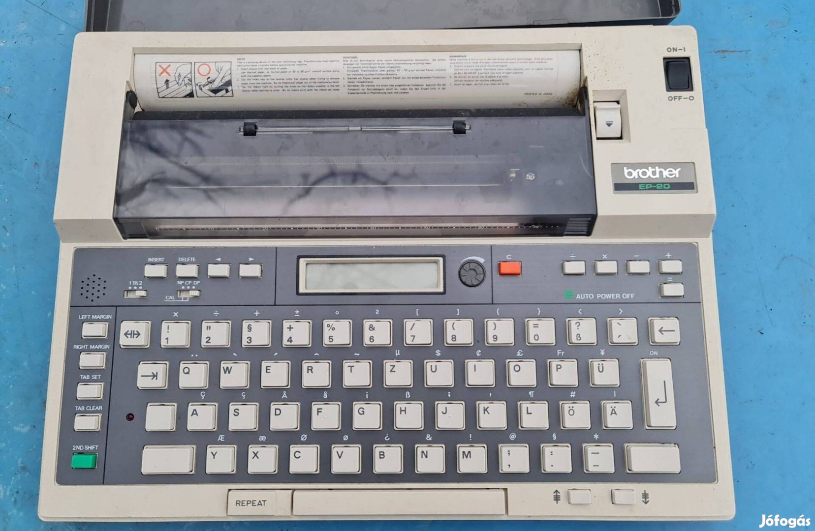 Brother EP-20 típusú hordozható elektronikus írógép