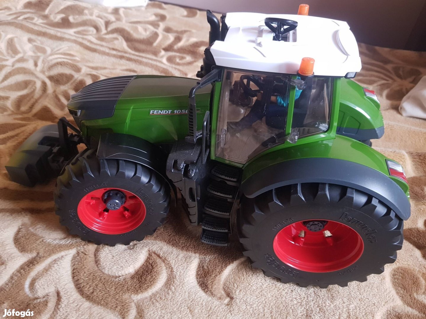 Bruder óriás traktor