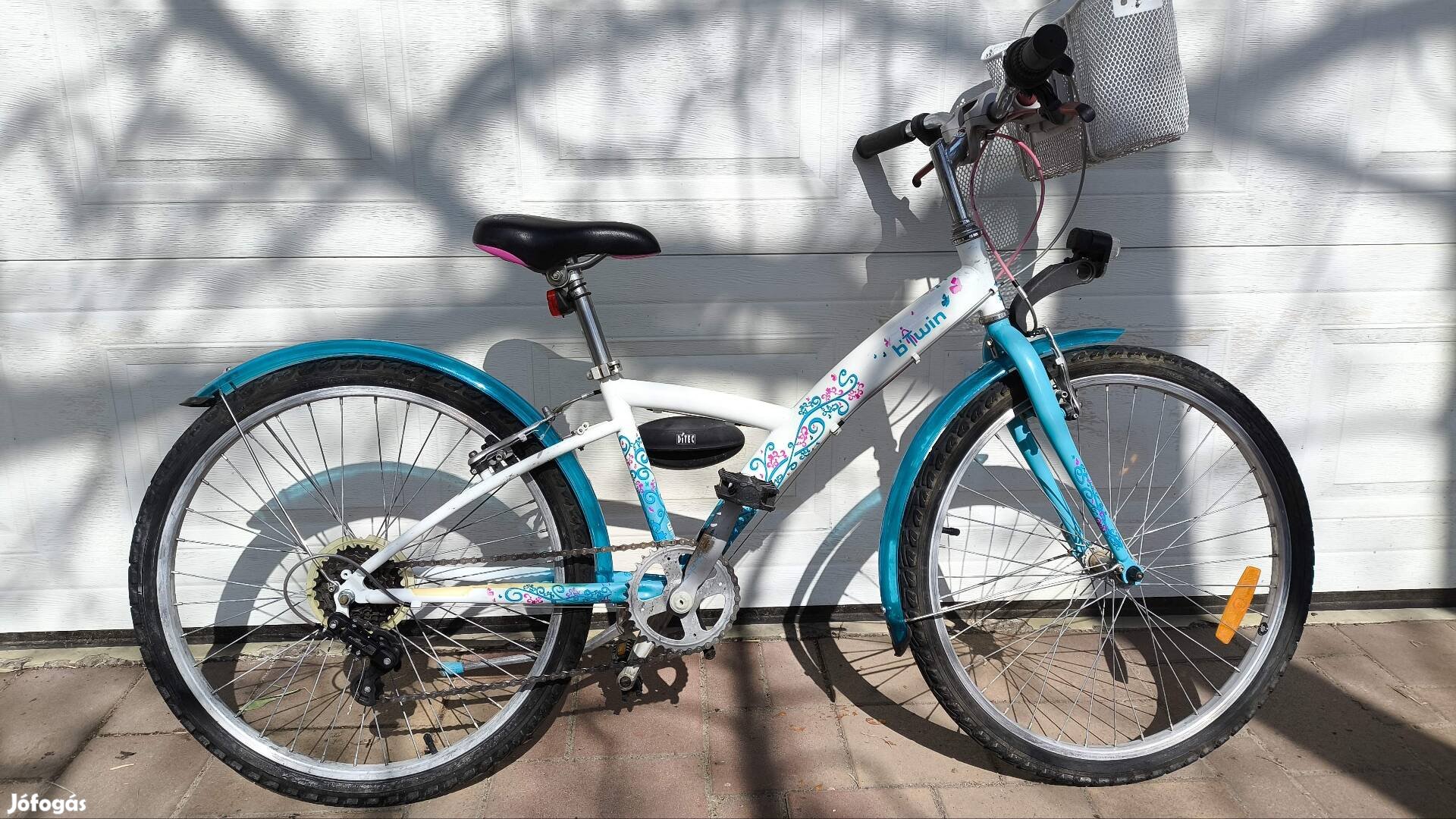 Btwin 24-es lány gyermek városi kerékpár