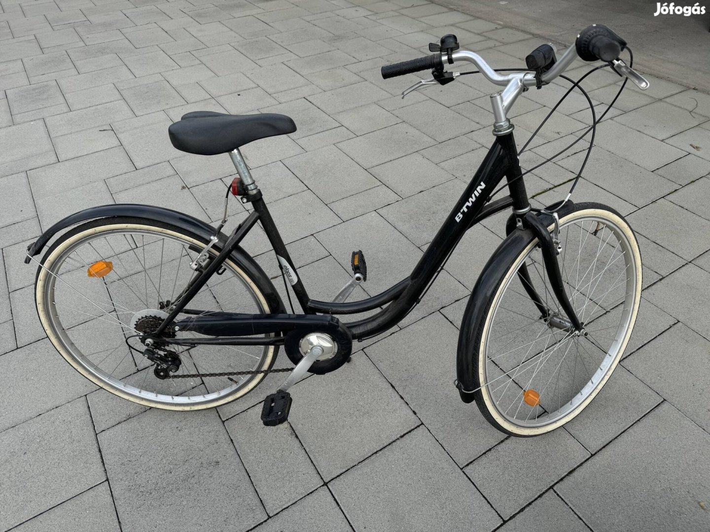 Btwin Elops 100 28-as női kerékpár 