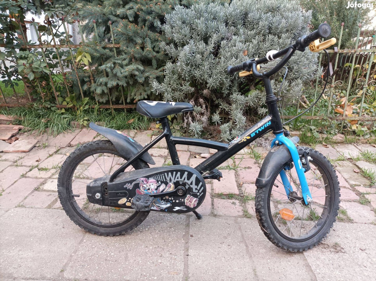 Btwin Pirabike 16 os gyerek kerékpár