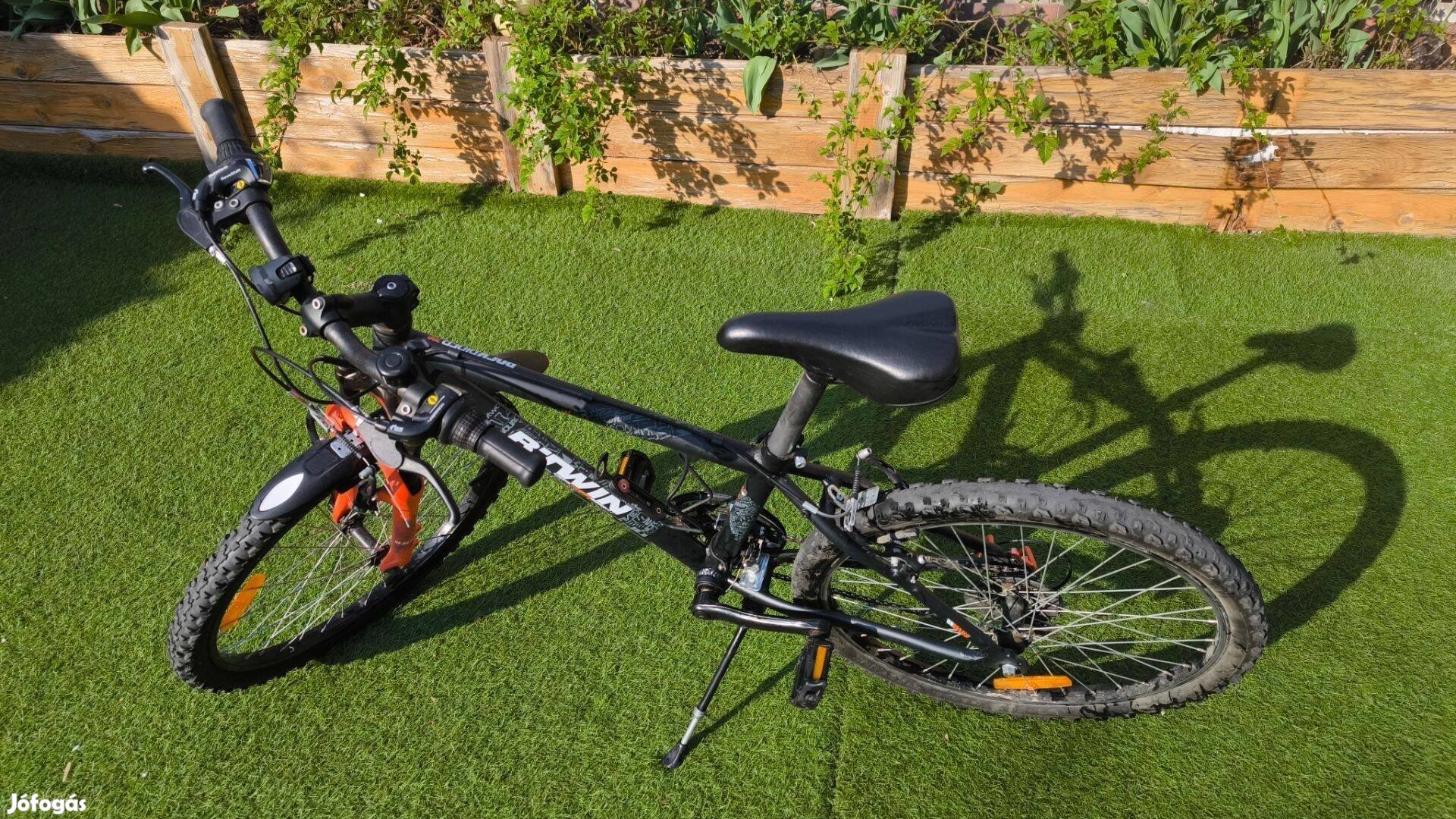 Btwin Rockrider gyerek mountain bike 24 kerekek, jó