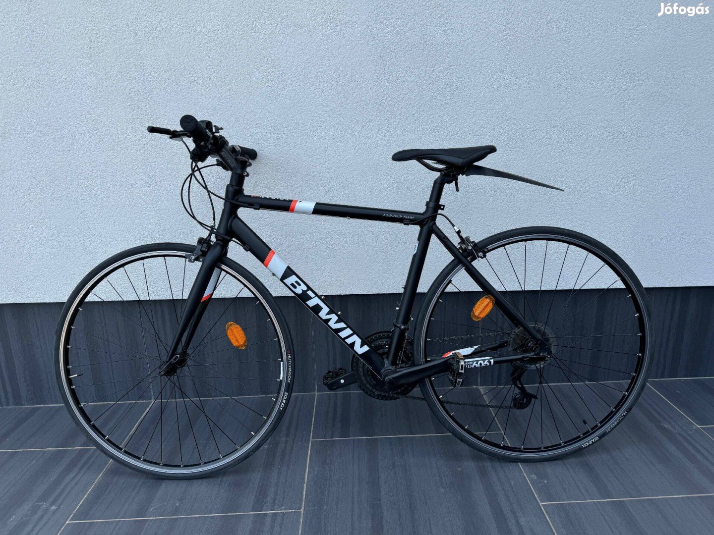 Btwin Triban 500 városi fitnesz kerékpár