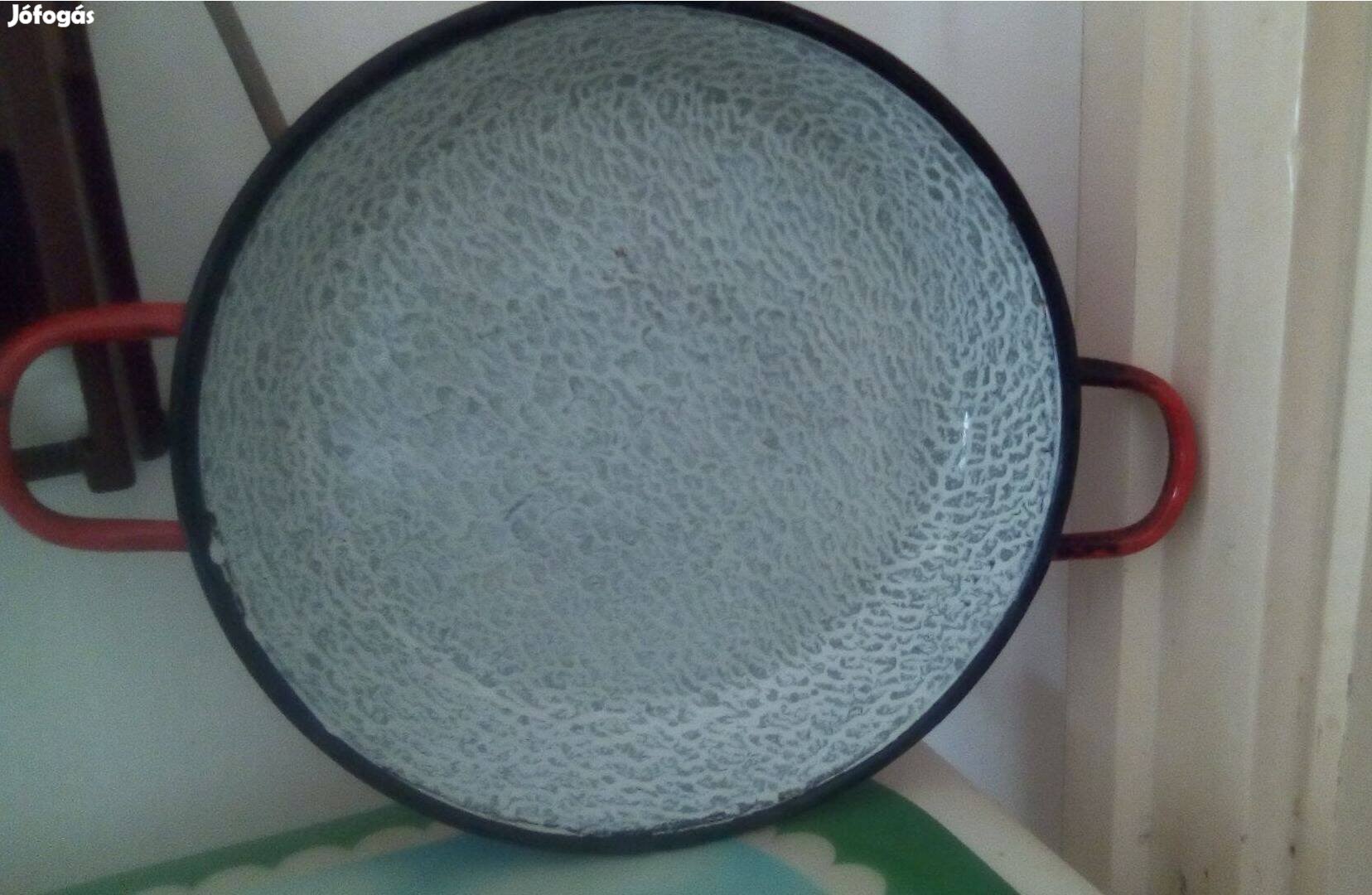 Budafoki Zománcozott retro tojássütő, 24 cm Hibátlan