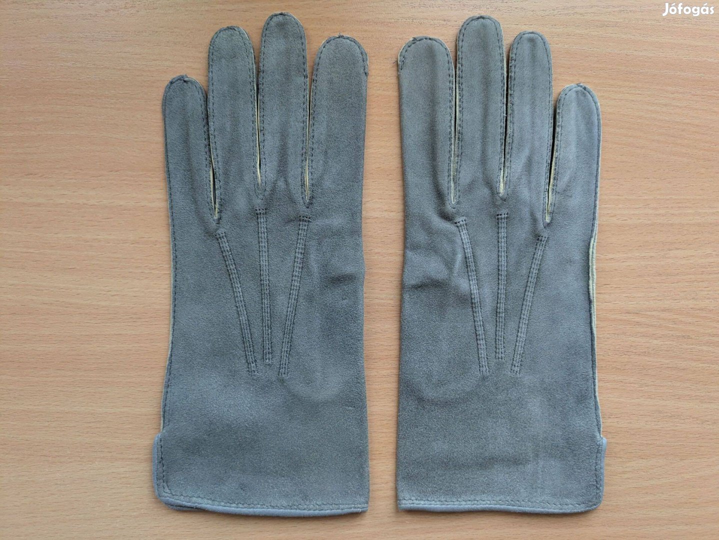 Budagant szürkészöld bőrkesztyű