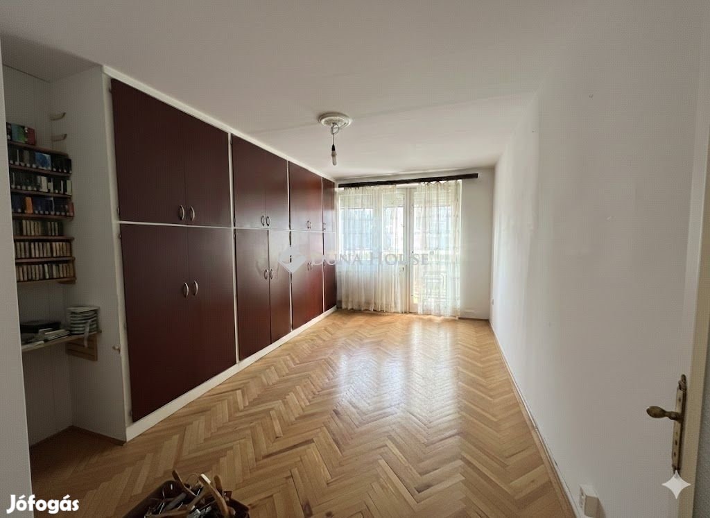 Budakeszii eladó 73 nm-es lakás