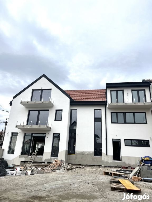 Budaörs, Budaörs legfrekventáltabb részén, 255 m2-es, üzlethelyiség
