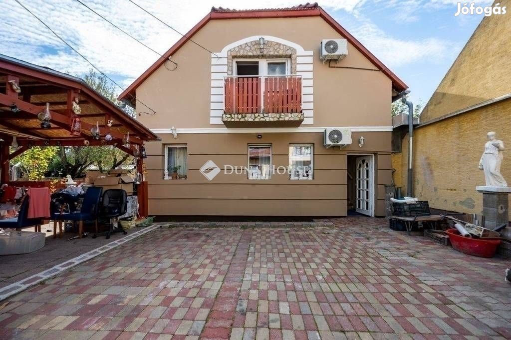 Budaörsi 142 nm-es ház eladó