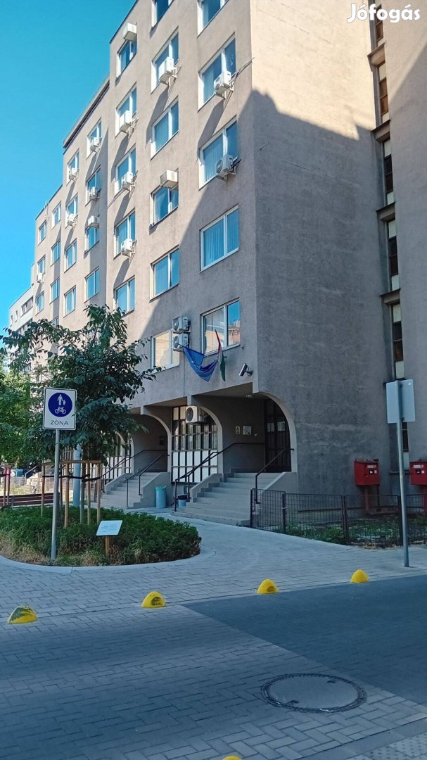Budapest VIII. kerület Csarnok negyed eladó 2,5 szobás lakás