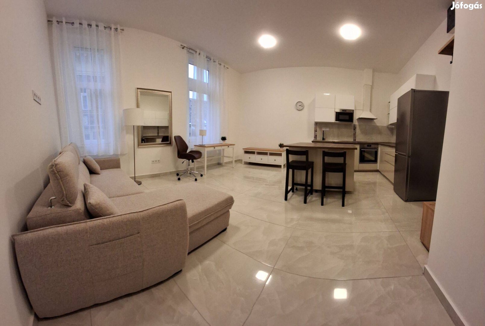 Budapest,V. ker. Molnár u. 33. három szobás, 65 m2 lakás kiadó