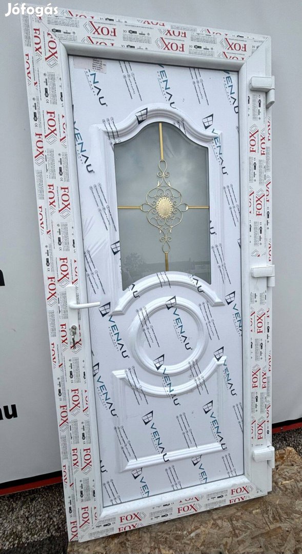 Budapesten hőszigetelt bejárati ajtók 95 x 205 cm méretű 99.999,- Ft