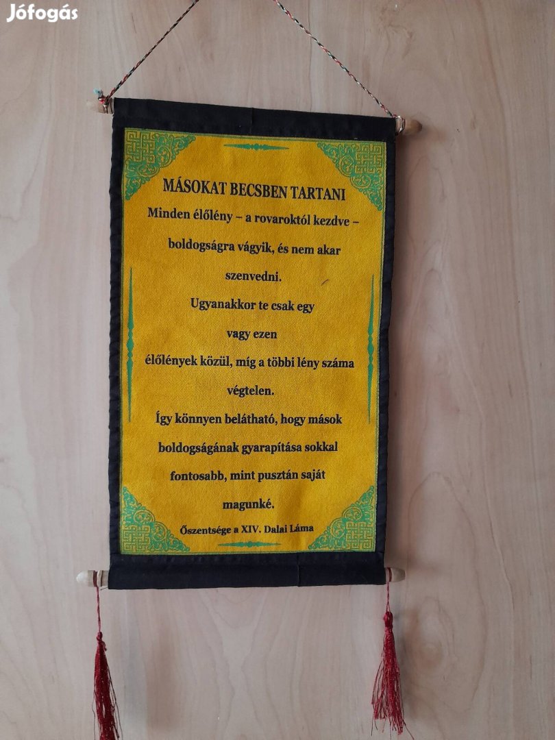 Buddhista tibeti Dalai Láma kézműves falikép mécsestartó 