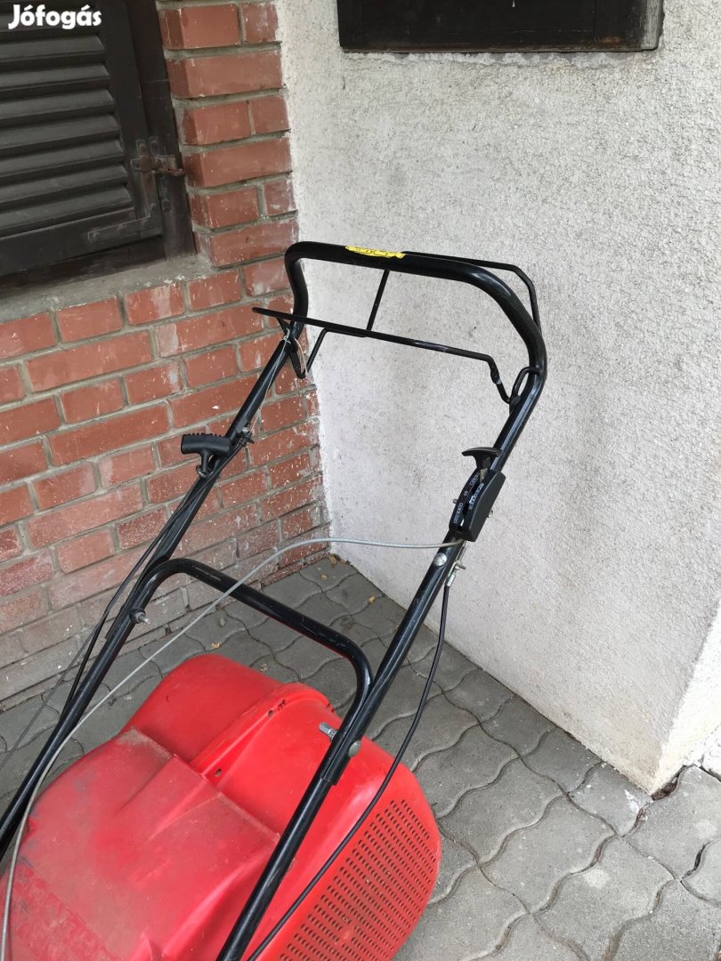 Budget önjáró fűnyíró