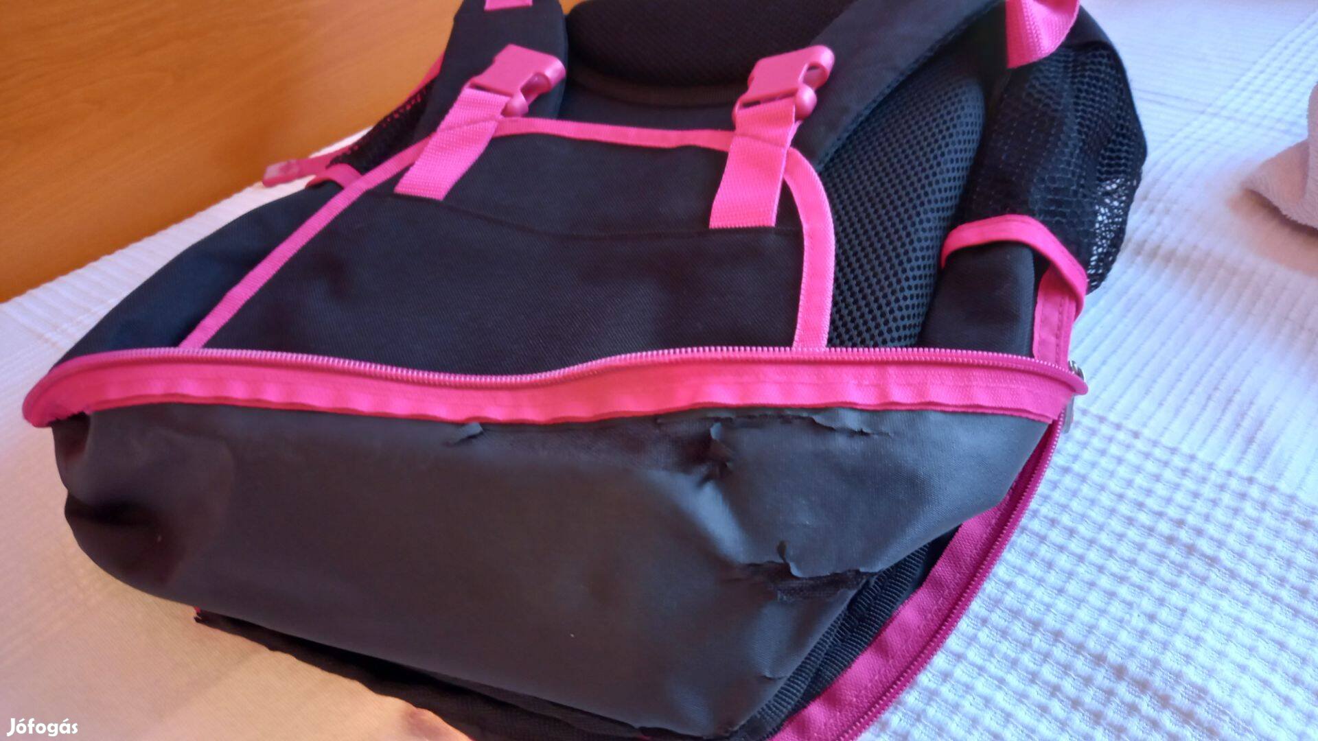 Budmil hátizsák, táska, iskolatáska, fekete - pink,