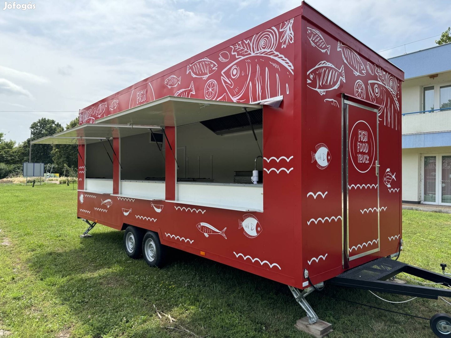 Büfékocsi, halsütöde, foodtruck.