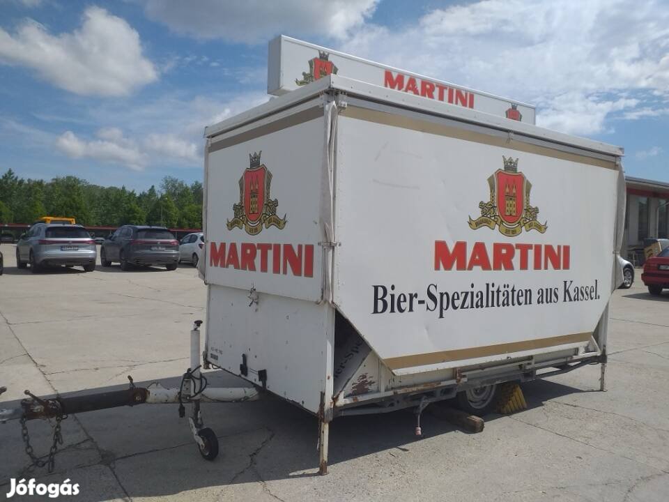 Büfékocsi árusítókocsi