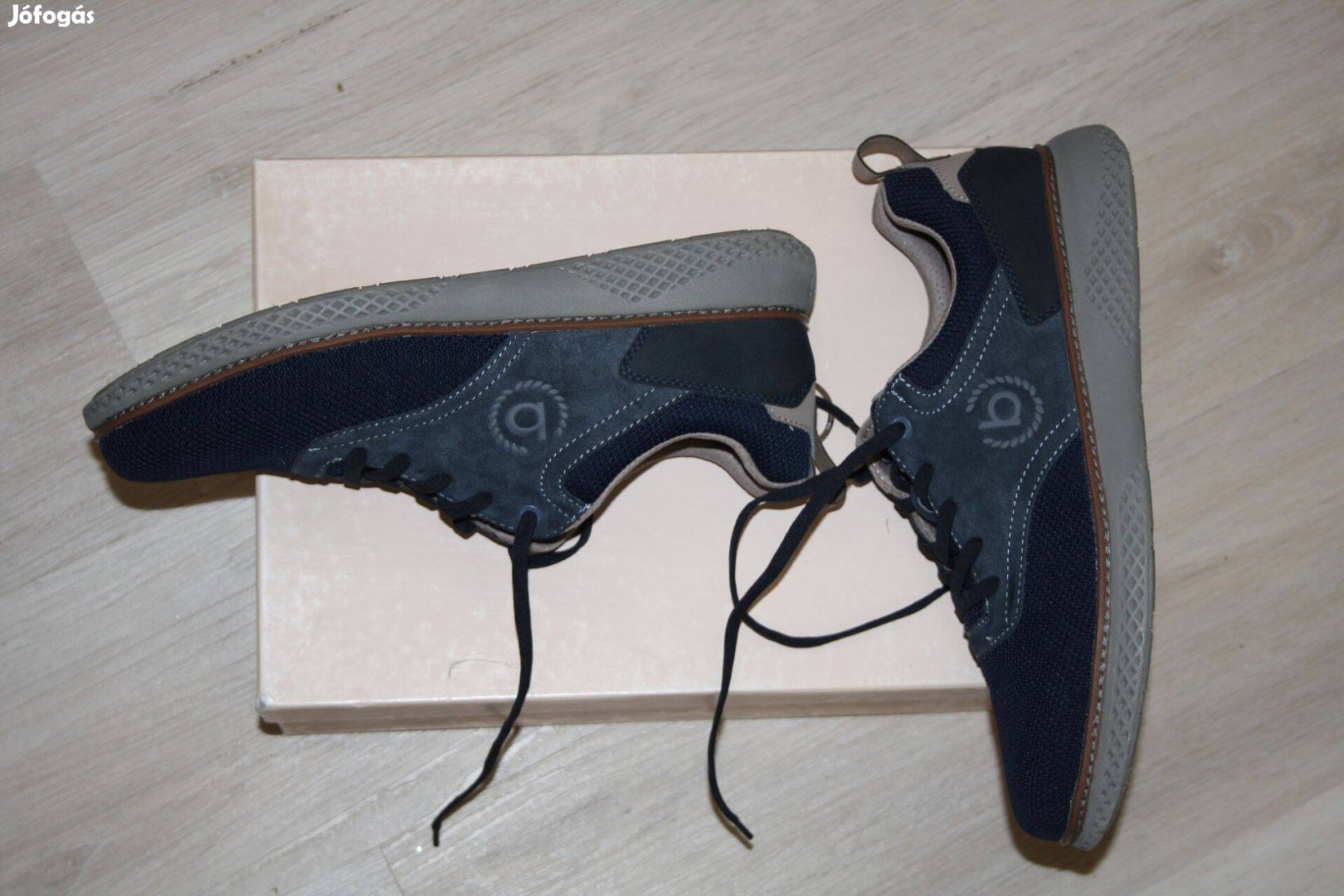 Bugatti eredeti férfi cipő 43as! gyönyörű cipő!Új Ritka