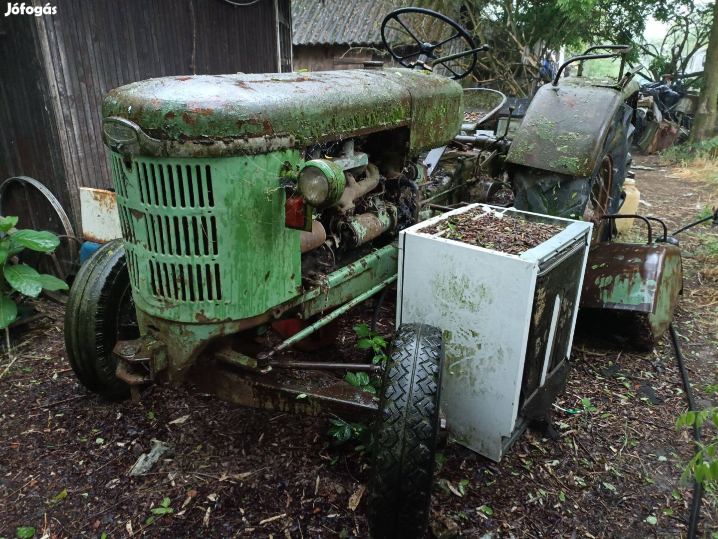 Bührer traktor eladó