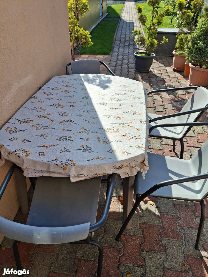 Bükfürdőn kerti asztal székekkel együtt eladó