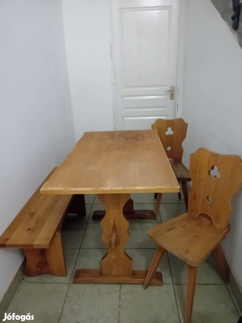 Bükk étkező garn. (aszt., ülőp., szék.)(Hird.tel.szám: 06302861976)