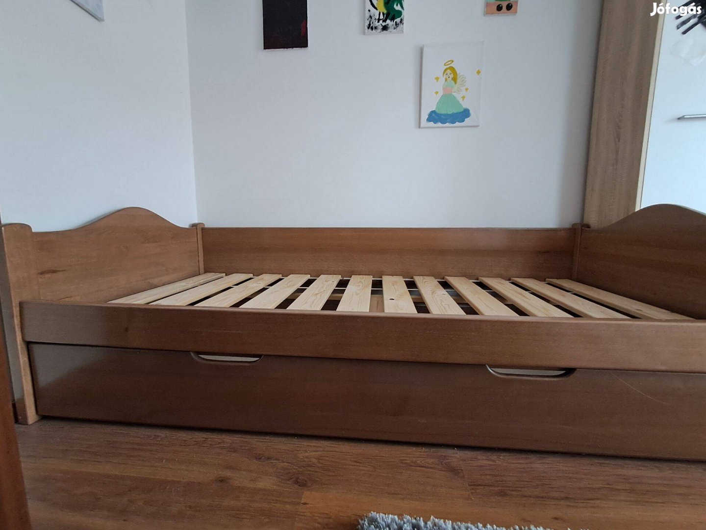 Bükkfa ágy ágyneműtartóval