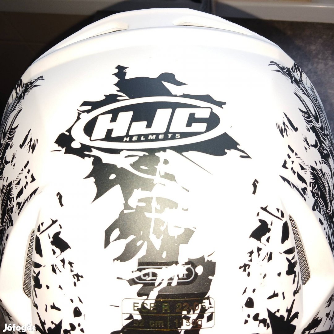 Bukósisak 52-es Debrecenben eladó.