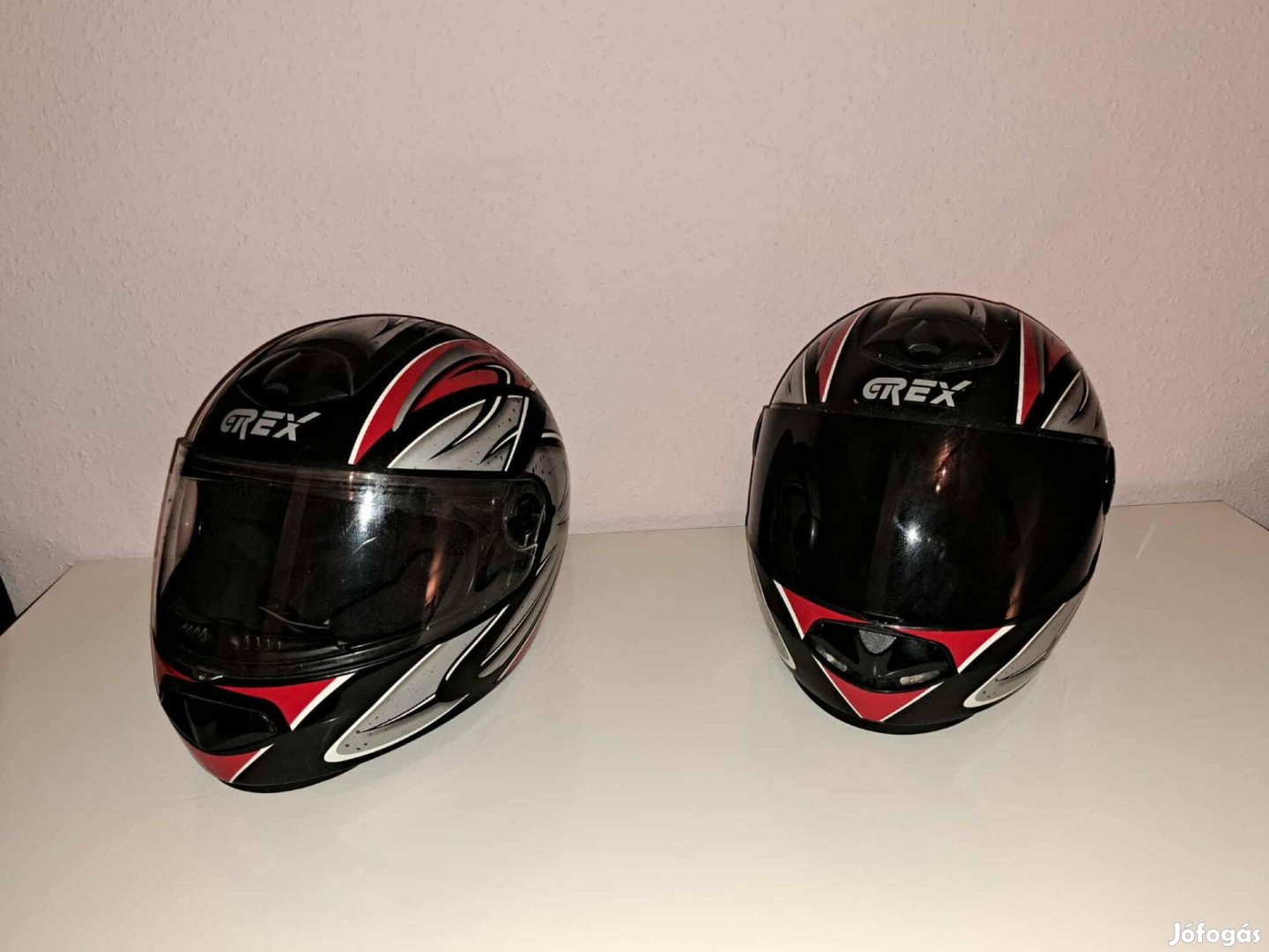 Bukósisak Gtrex eladó 2 db