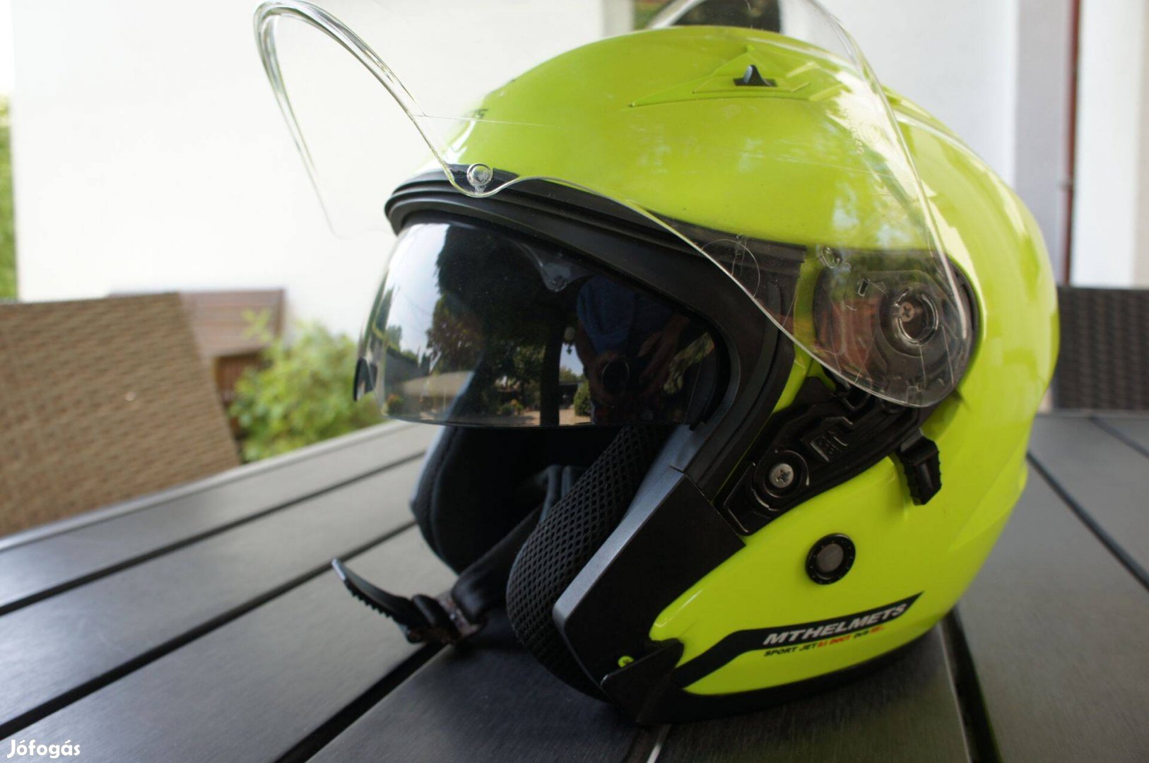 Bukósisak MT helmets bukó sisak napszemüveges nagyon szép megkímélt