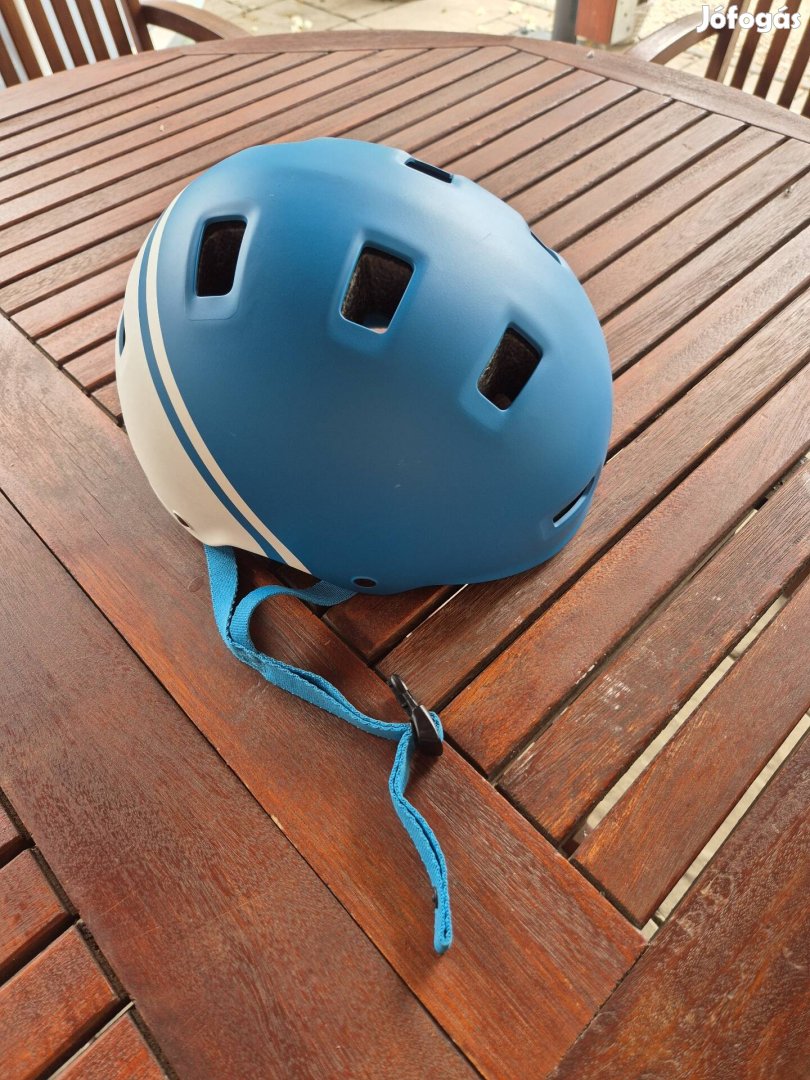 Bukósisak, bukó, sisak