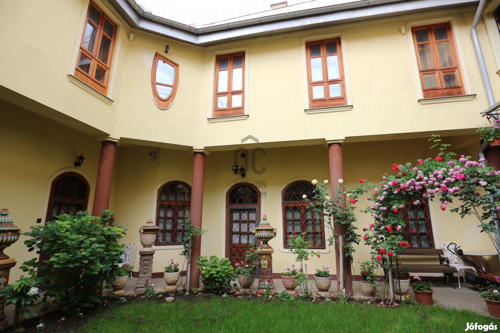 Bunker Esztergom város szívében!