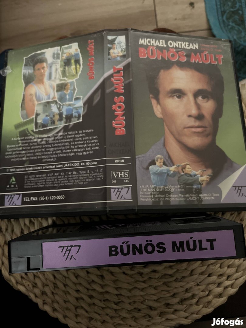 Bűnös múlt vhs