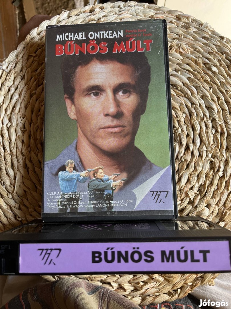 Bűnös múlt vhs. 