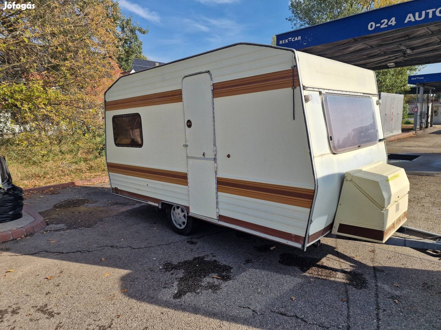 Buntsner 400 lakokocsi telepitesre, 4 fekhely, szallitassal
