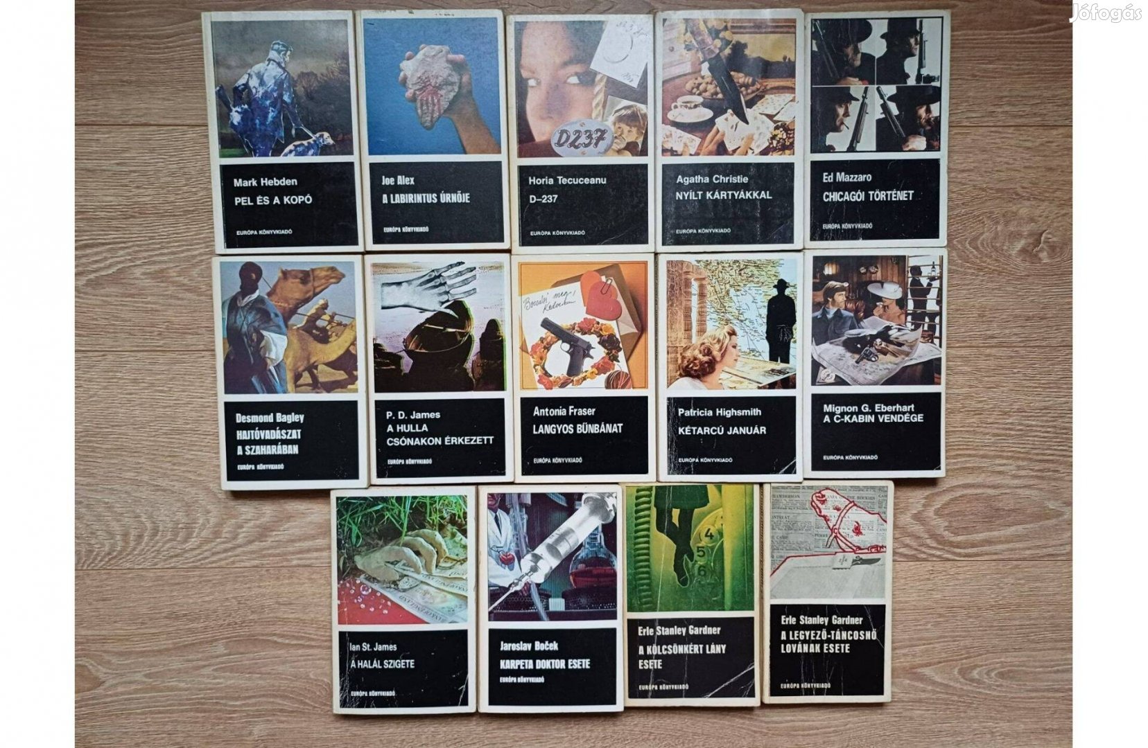 Bűnügyi regény sorozat, 14 db egyben