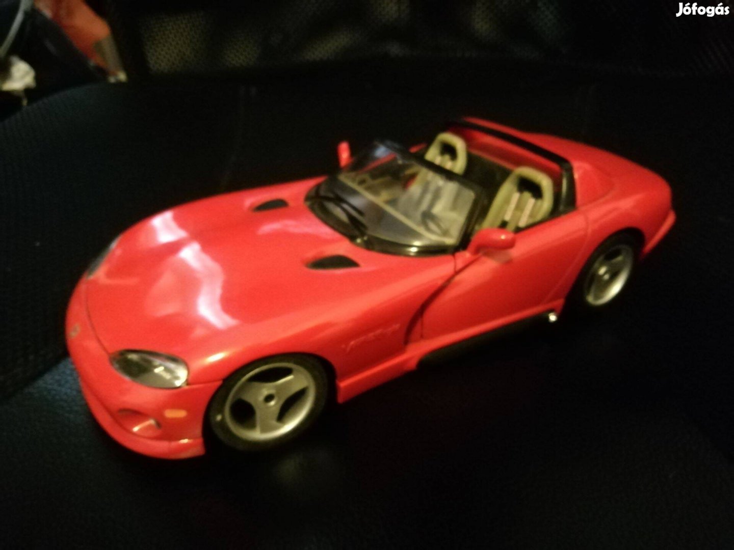 Burago 1:18 Dodge Viper RT/10