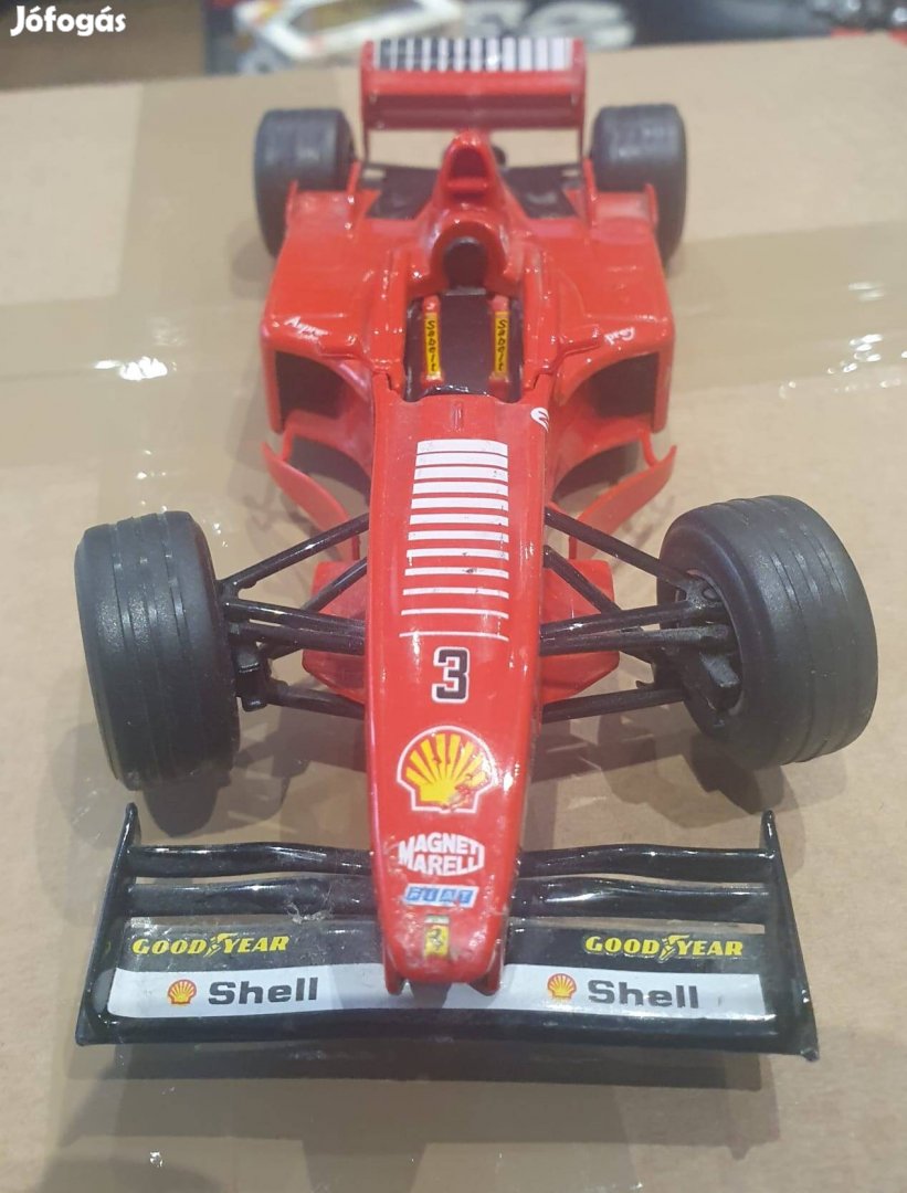 Burago Ferrari F300 1:24