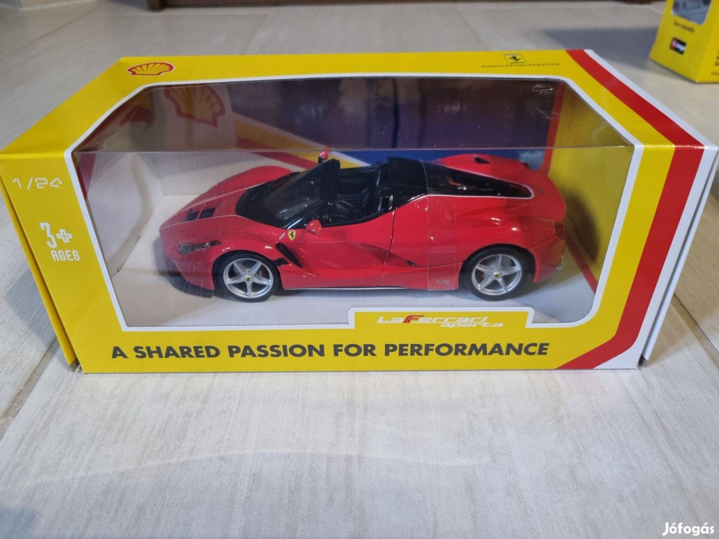 Burago Shell Ferrari modell autó