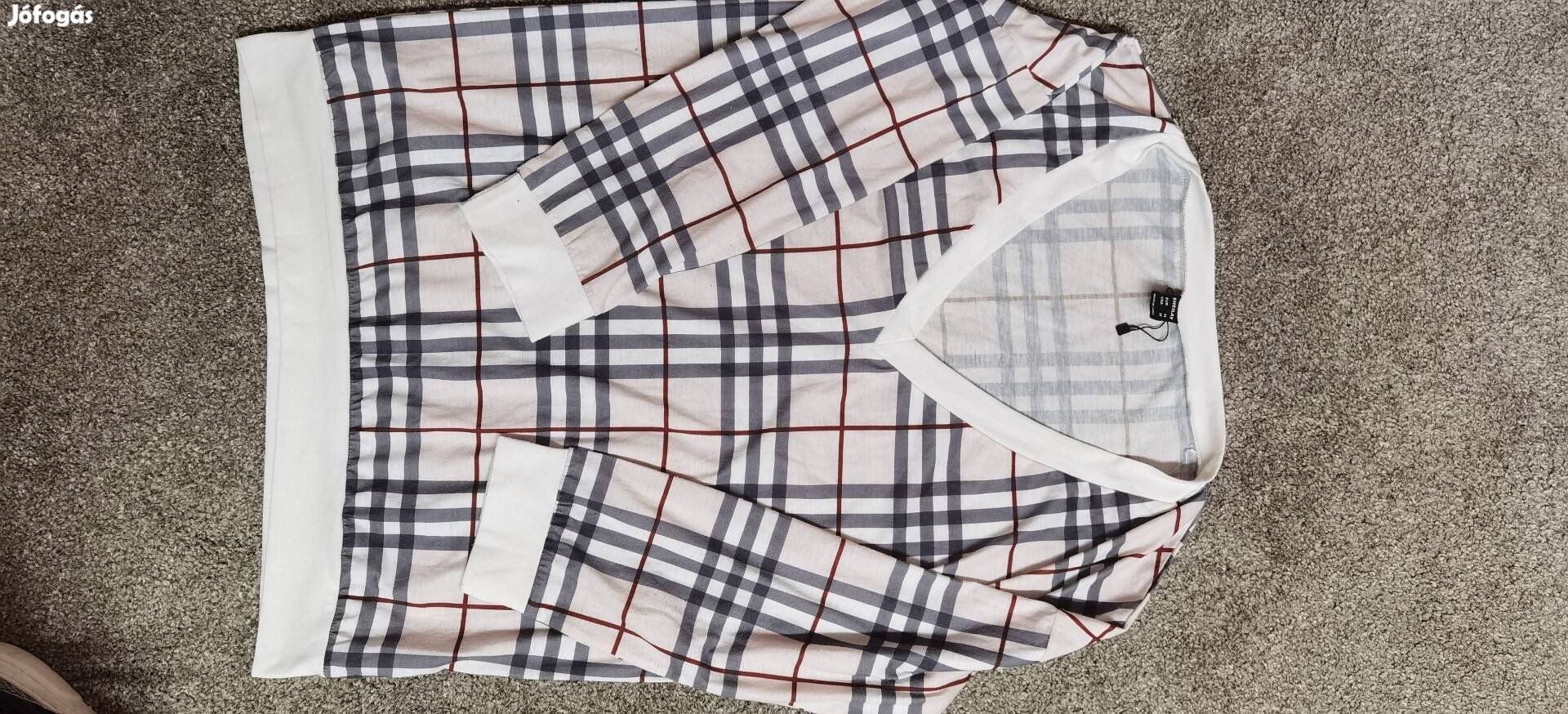 Burberry kockás női pullover M plombás 