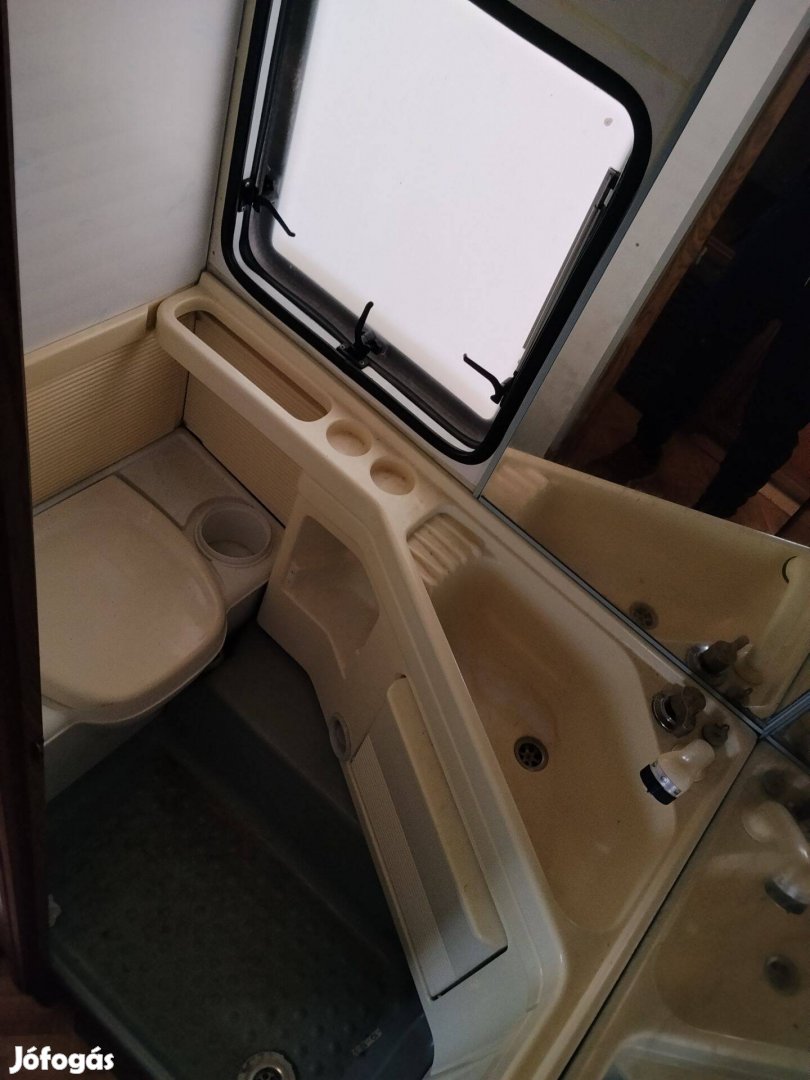 Bürstner lakókocsi