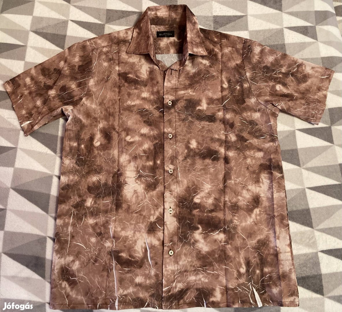 Burton M egyedi mintázatú rugalmas anyagú ffi rövid ujjú