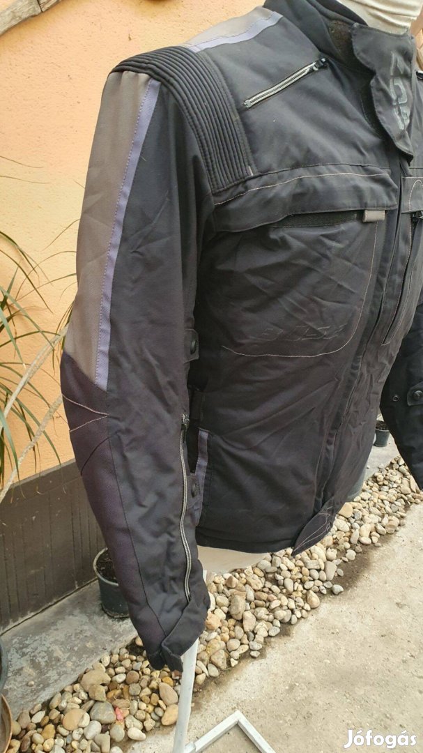 Büse protectoros motoros dzseki