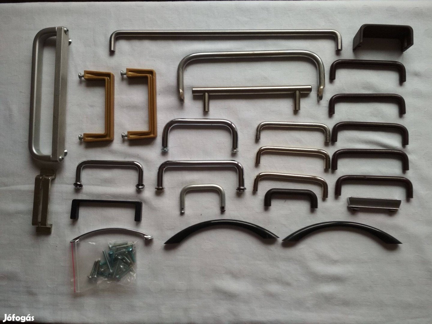 Bútor, fiók fogantyúk